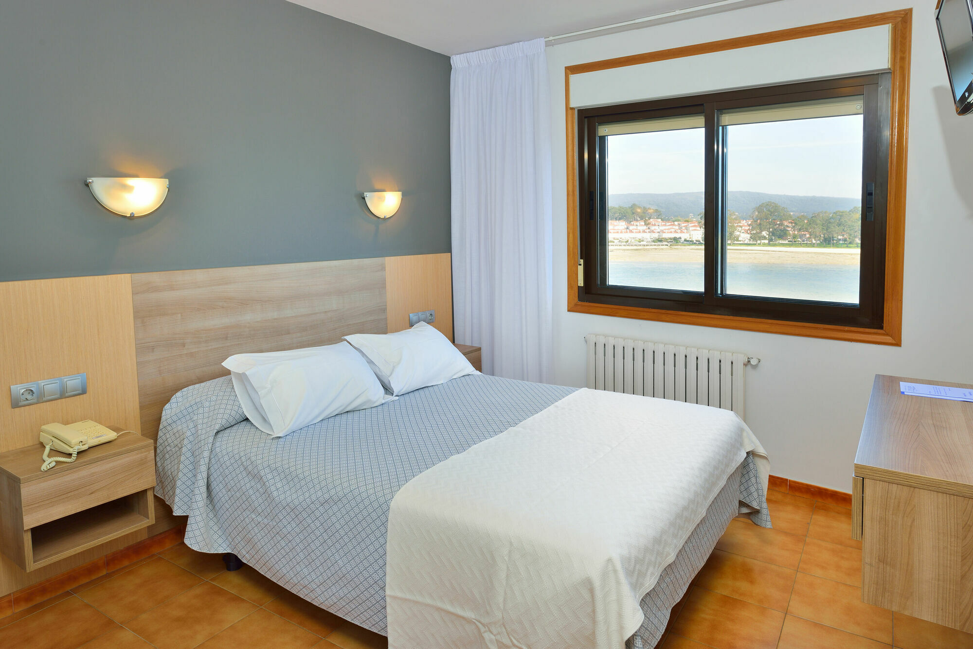 Hotel Montemar *** Superior O Grove Ruang foto